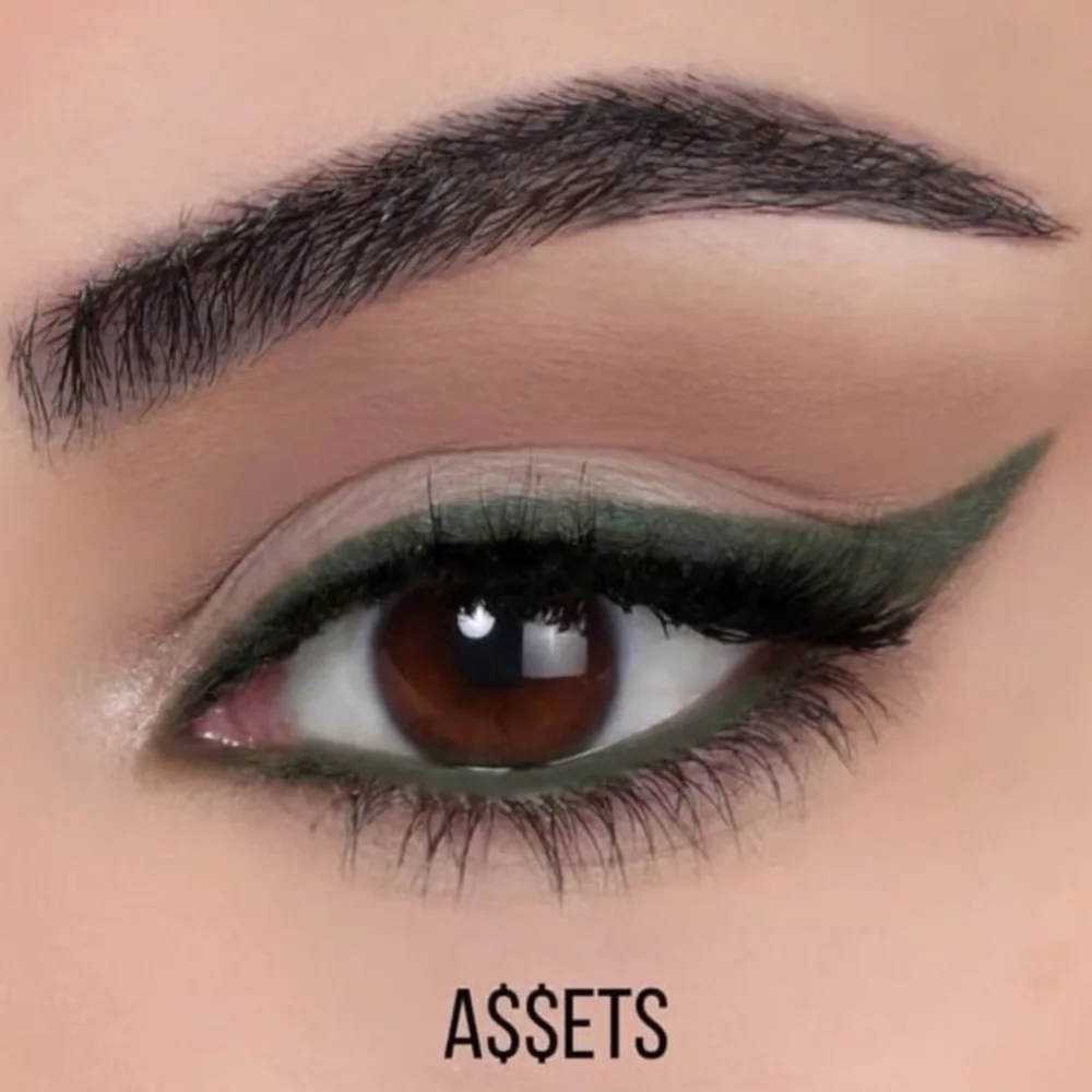Jeffree Star Cosmetics‎ Assets(Green) Eyeliner